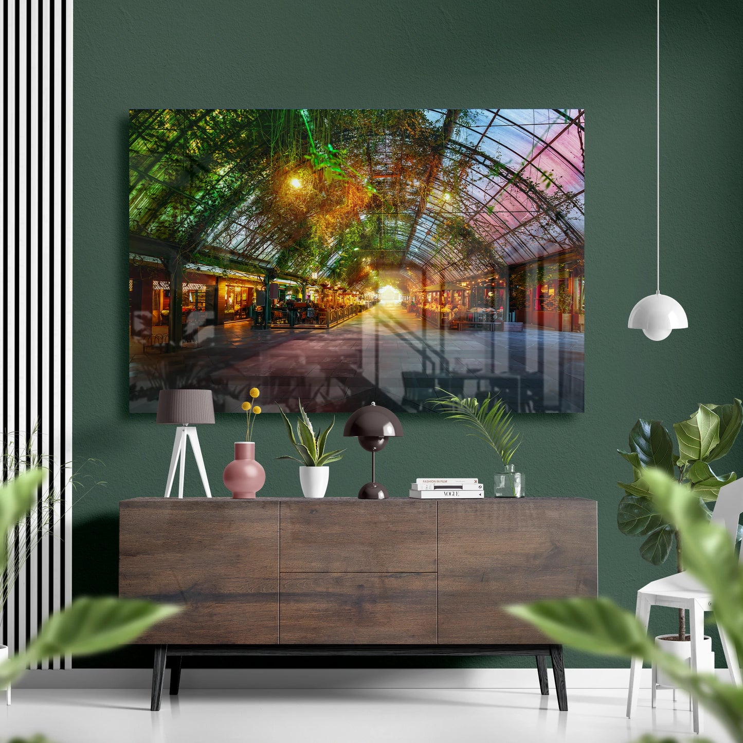 Rua Coberta Radiance – Gramado, Brazil Glass Art