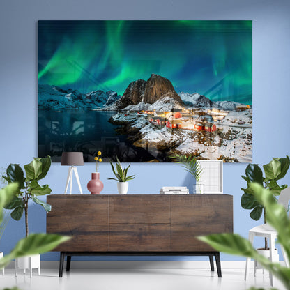 Aurora Over Hamnøy – Glass Wall Art